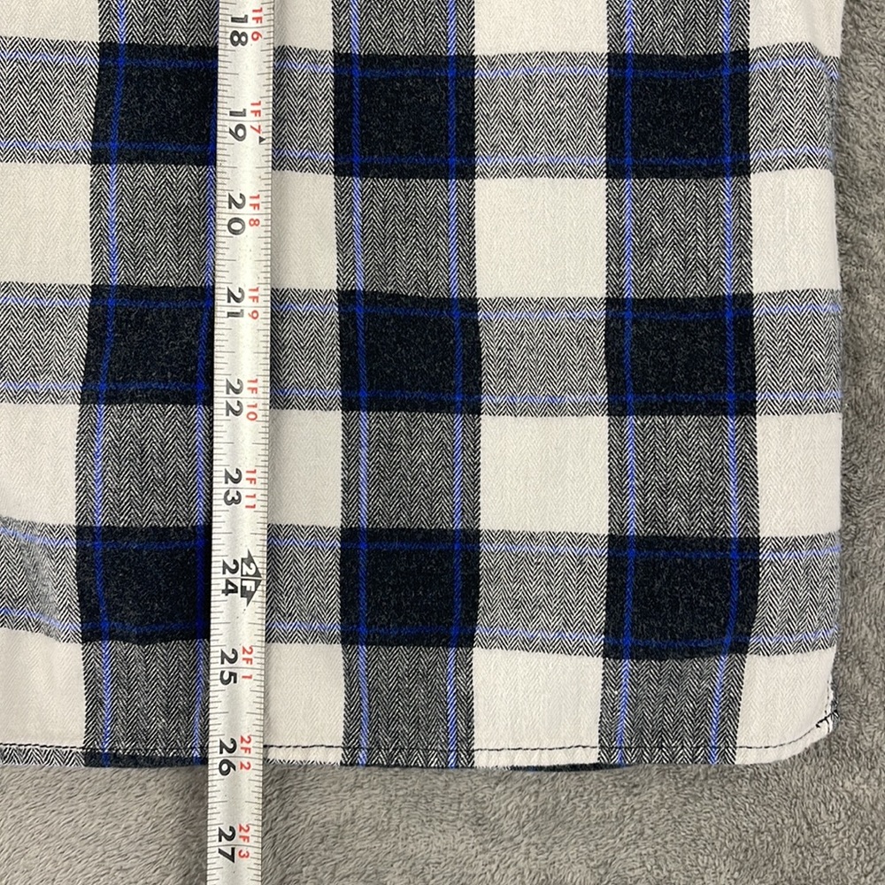 Duluth Trading Co Women's Plaid Button Down Shirt Long Sleeve Size Large - Picture 8 of 8